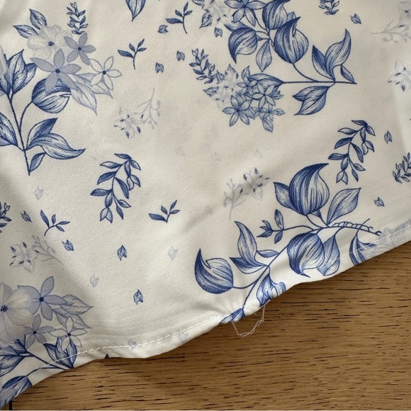 Floral Square Neck Midi Dress in Blue and White - Picture 8 of 9